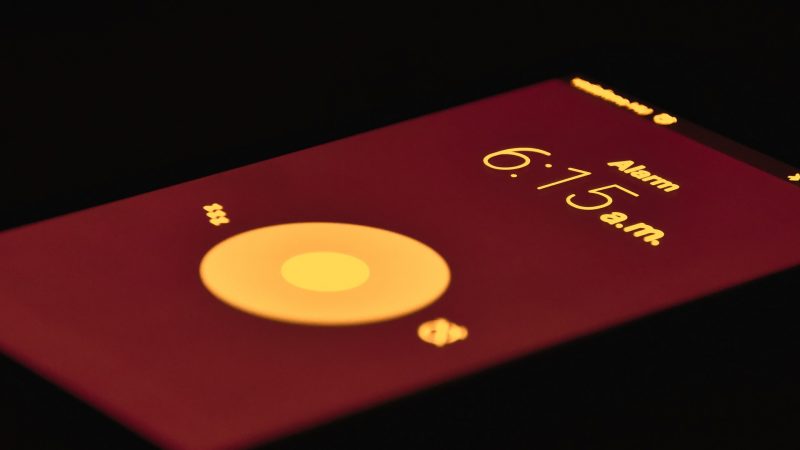 Une alarme sur un smartphone